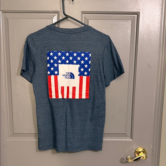 The North Face Blue Short Sleeve Tee - Picture 4 of 4